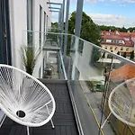 Bright Penthouse With Magical View To The Old Town * Parnawa