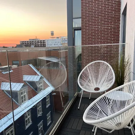 Bright Penthouse With Magical View To The Old Town Apartament *