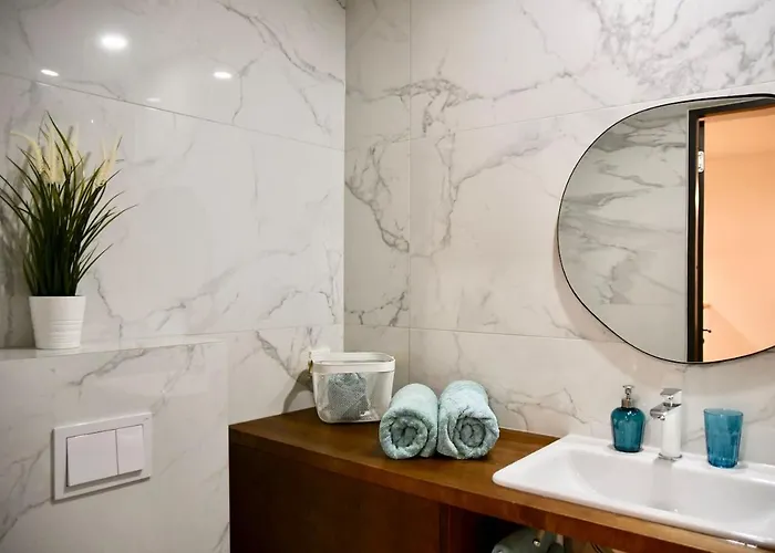 Bright Penthouse With Magical View To The Old Town Appartement